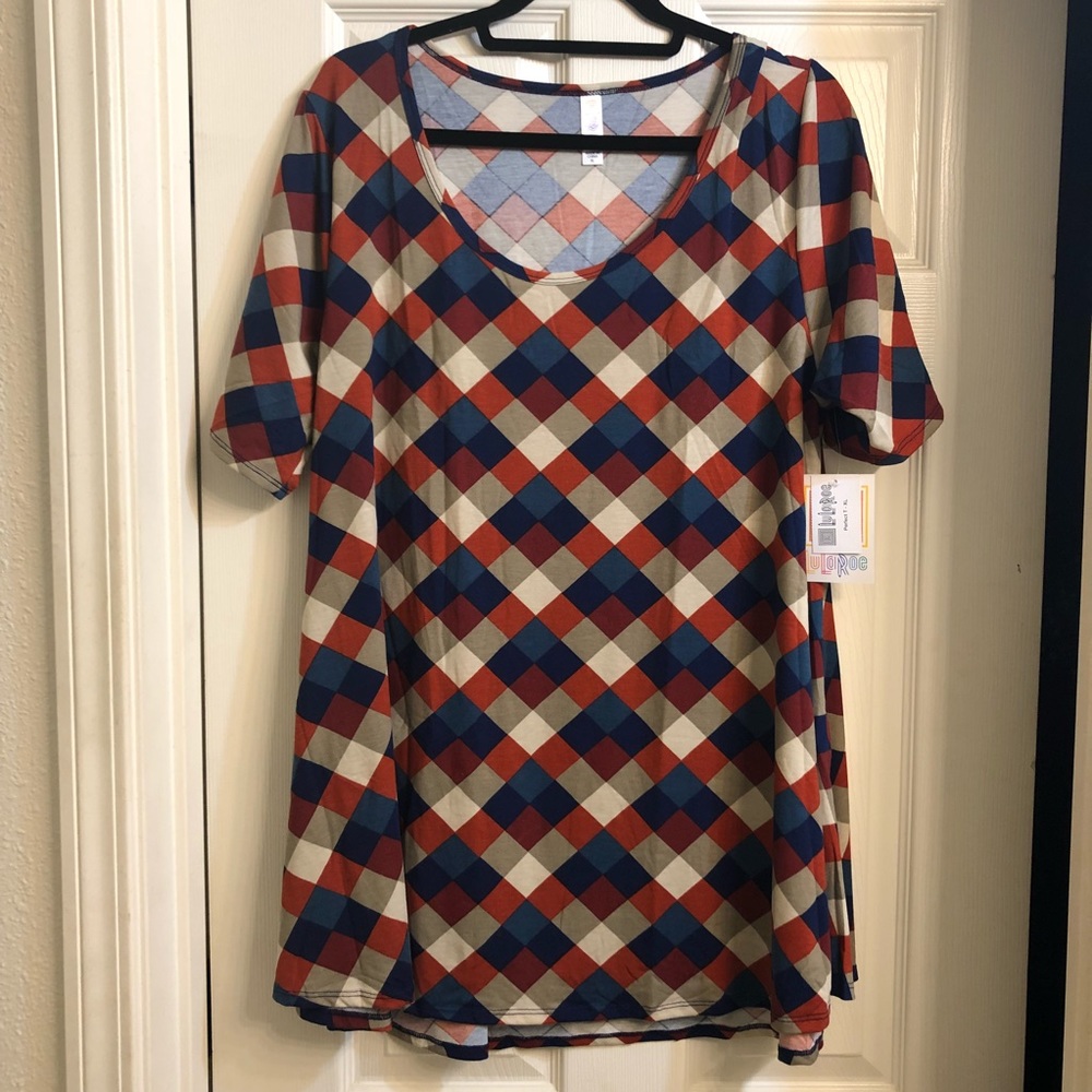 Lularoe NWT perfect t multicolor